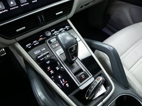 Certified 2023 Porsche Cayenne GTS image 21