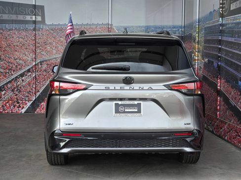 Certified 2026 Toyota Sienna XSE FWD image 7