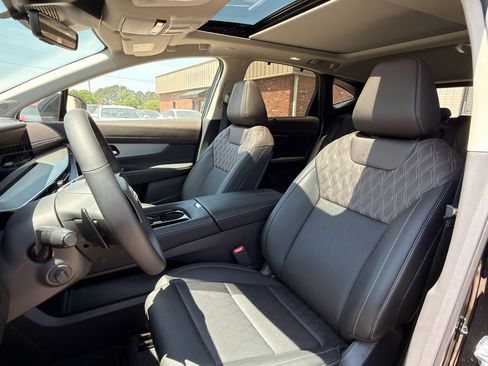 Certified 2026 Nissan Murano Platinum w/ Cargo Package image 10