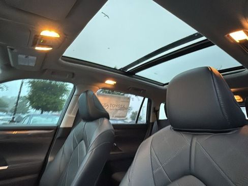 New 2026 Toyota Highlander Platinum AWD/4WD image 19