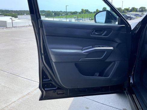 Used 2023 Nissan Pathfinder Rock Creek AWD/4WD image 10