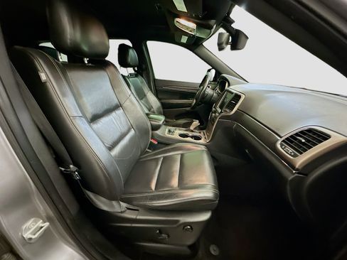 Used 2016 Jeep Grand Cherokee Limited image 34