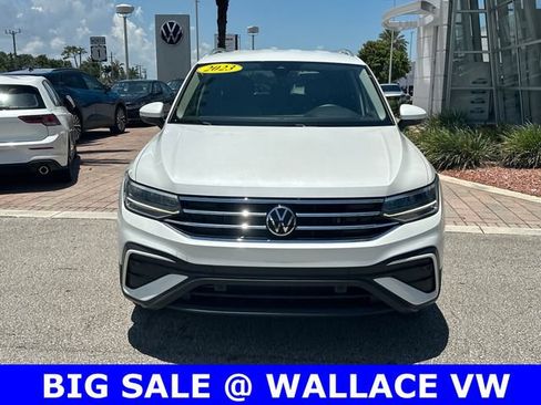 Certified 2023 Volkswagen Tiguan SE FWD image 4