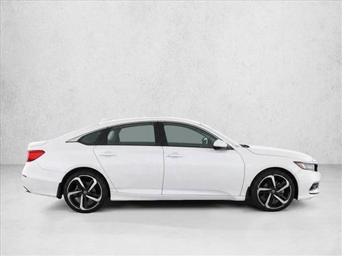Used 2019 Honda Accord Sport image 8