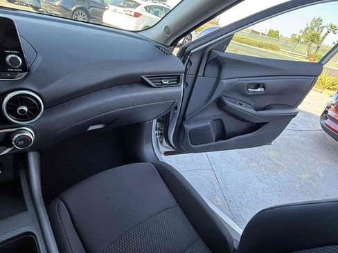 Used 2022 Nissan Sentra S FWD image 38