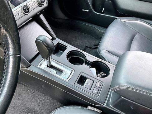 Used 2015 Subaru Outback 2.5i Limited image 13