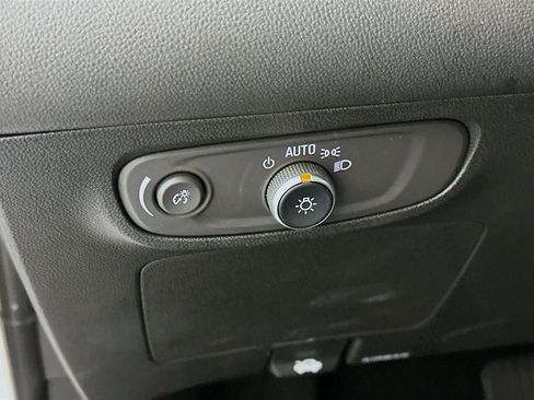 Used 2025 Buick Encore GX Preferred image 17