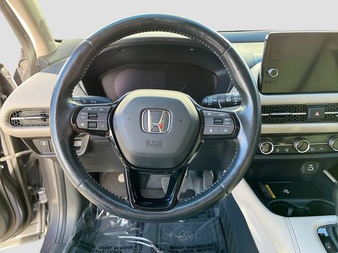 Used 2023 Honda HR-V EX-L image 11