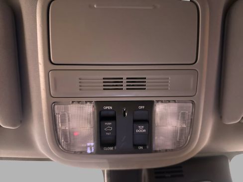 Used 2021 Honda Pilot EX-L image 24