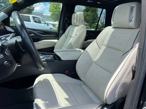 Used 2023 Cadillac Escalade Sport w/ Touring Package AWD/4WD image 21