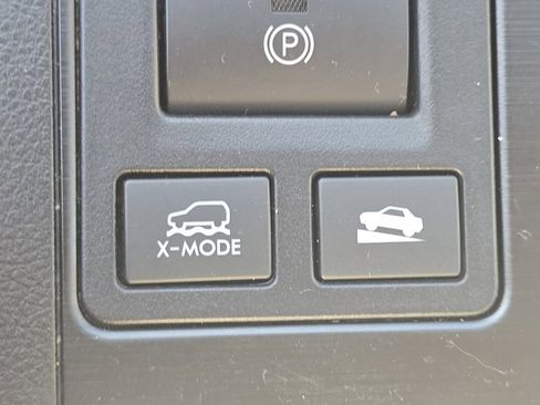 Used 2017 Subaru Outback 2.5i Premium image 31