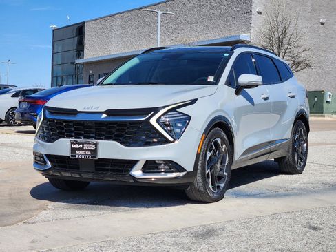 Certified 2024 Kia Sportage SX image 3