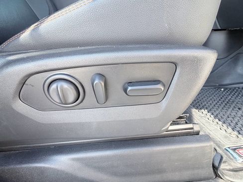 Used 2021 GMC Sierra 1500 AT4 w/ AT4 Preferred Package image 21