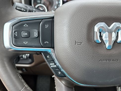 Used 2025 RAM 1500 Laramie image 20