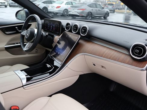 Used 2023 Mercedes-Benz C 300 4MATIC Sedan image 26