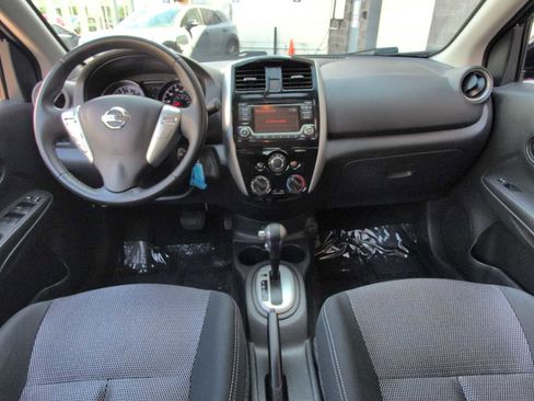 Used 2017 Nissan Versa SV w/ SV Special Edition Package FWD image 16