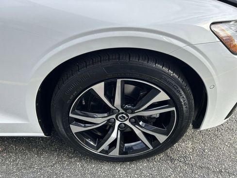Certified 2025 Volvo S60 B5 Plus FWD image 13