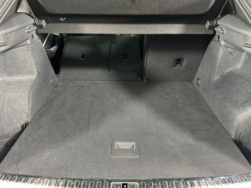 Used 2024 Audi Q3 2.0T Premium image 13