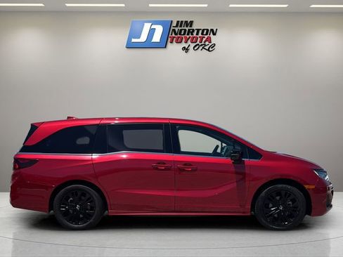 Used 2025 Honda Odyssey Sport-L image 4