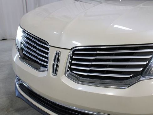 Used 2018 Lincoln MKX Reserve w/ Lincoln MKX Climate Package image 33