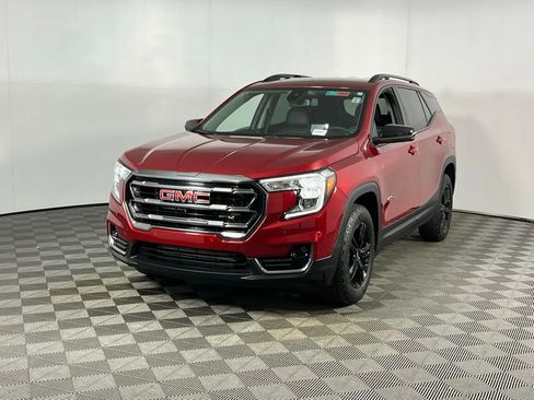 Used 2024 GMC Terrain AT4 w/ Infotainment Package II image 3