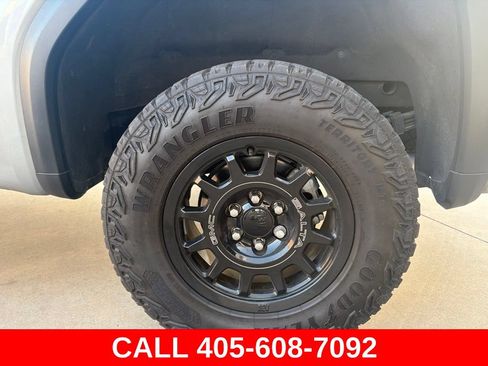 Used 2024 GMC Sierra 1500 AT4X w/ AT4X AEV Edition AWD/4WD image 9