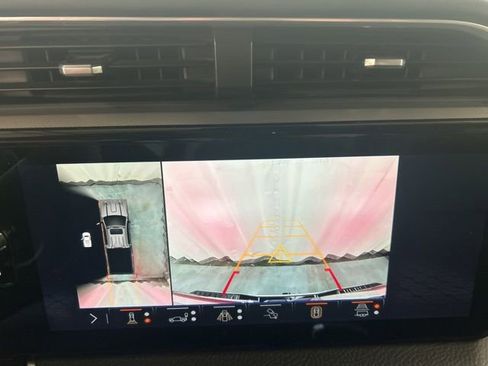 Used 2024 GMC Sierra 2500 Denali w/ Denali Reserve Package image 20