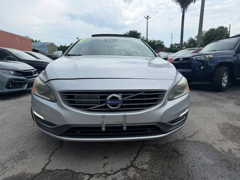 Used 2016 Volvo S60 T5 Inscription Platinum FWD image 2