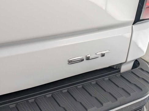 Used 2022 GMC Sierra 1500 SLT w/ SLT Premium Plus Package image 12