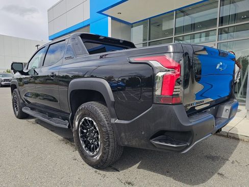 Used 2026 Chevrolet Silverado EV Trail Boss AWD/4WD image 5