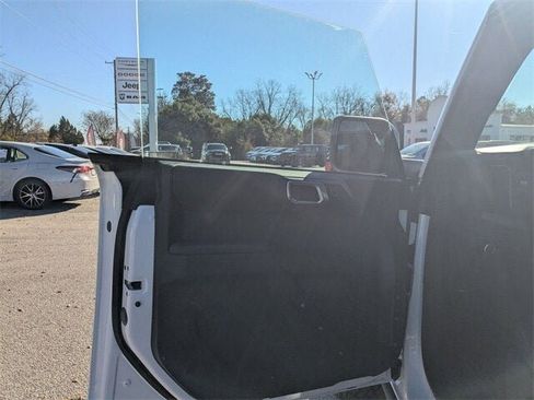 New 2025 Ford Bronco Big Bend w/ Black Diamond Package image 11