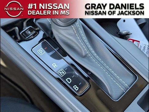 New 2026 Nissan Sentra SV w/ SV Convenience Package FWD image 18