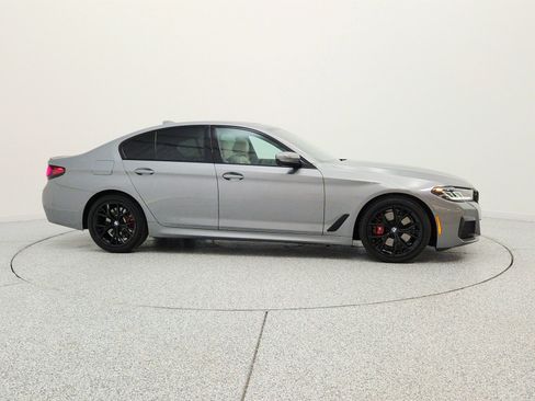 Used 2023 BMW 530i xDrive w/ M Sport Package AWD/4WD image 4