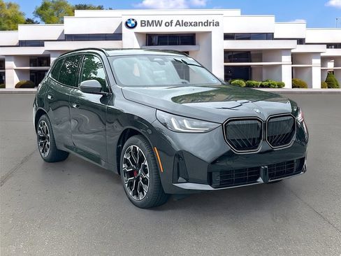 Used 2026 BMW X3 xDrive30i w/ Premium Package AWD/4WD image 3