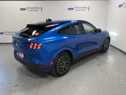 Used 2025 Ford Mustang Mach-E Premium AWD/4WD image 30