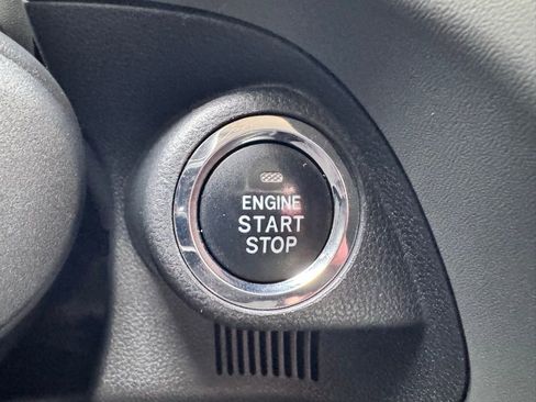 Used 2024 Subaru Crosstrek 2.0i Premium image 22