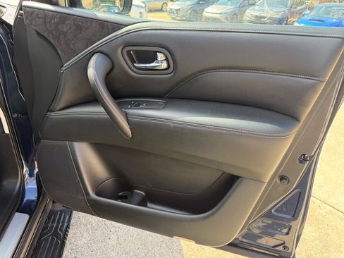 Used 2020 INFINITI QX80 Luxe w/ Proassist Package AWD/4WD image 39