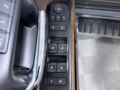 Used 2018 GMC Sierra 1500 SLT w/ SLT Premium Package AWD/4WD image 24