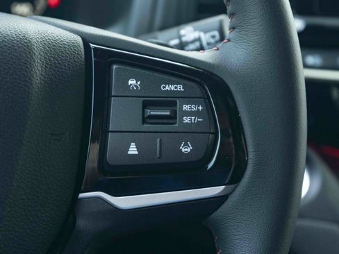 Used 2026 Honda Odyssey Sport-L image 29