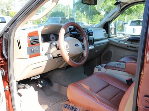 Used 2006 Ford F250 Lariat AWD/4WD image 18