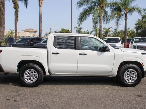 Used 2025 Nissan Frontier S w/ S Utility Package image 11