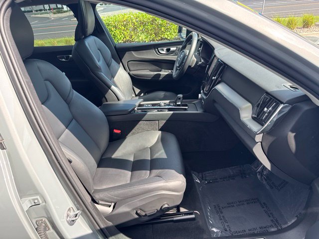 Certified 2024 Volvo XC60 B5 Core w/ Protection Package Premier AWD/4WD image 15
