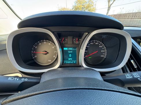 Used 2016 Chevrolet Equinox LT image 13