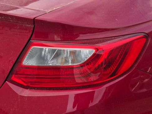 Used 2024 Kia Sportage LX image 5