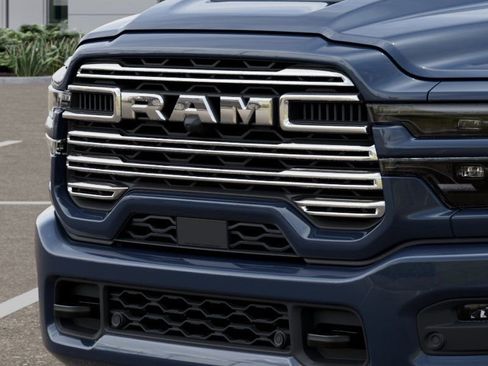 New 2026 RAM 2500 Laramie AWD/4WD image 12