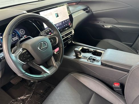 Certified 2025 Lexus RX 350 w/ Convenience Package AWD/4WD image 11