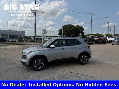 Used 2025 Hyundai Venue SEL