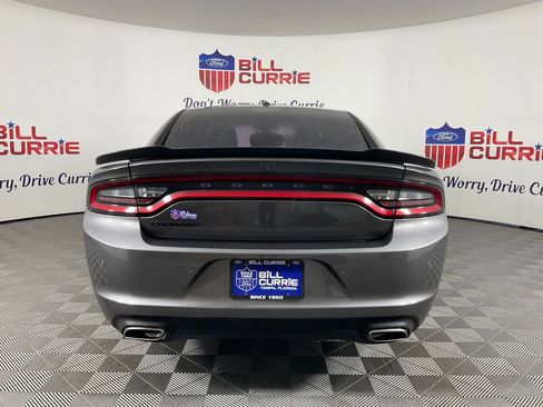 Used 2021 Dodge Charger SXT w/ Blacktop Package RWD image 4