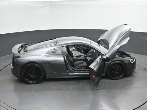 Used 2017 Audi R8 V10 plus AWD/4WD image 49