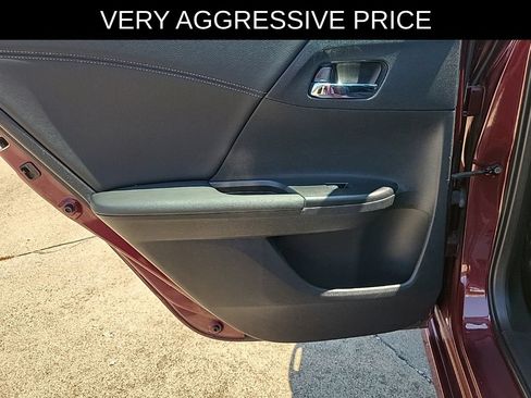 Used 2017 Honda Accord Sport image 13
